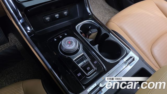 Kia Canival 2021 — photo 9