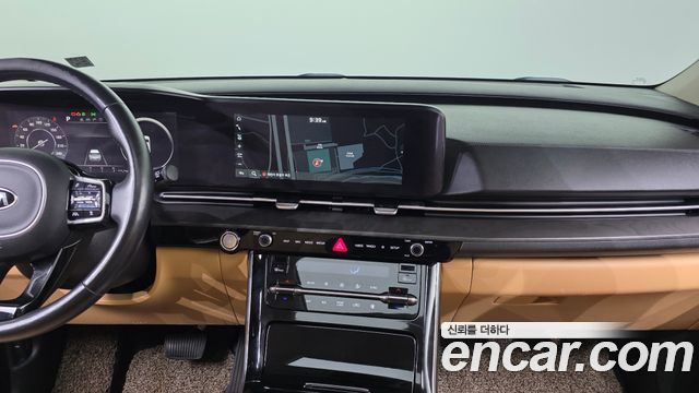 Kia Canival 2021 — photo 18