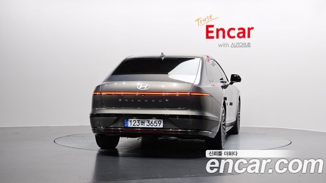 Hyundai Grandeur 2023 — photo 4