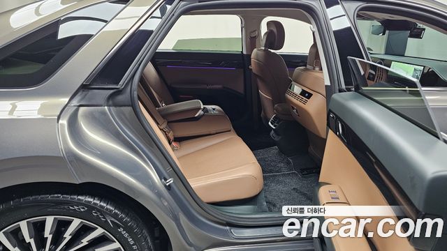 Hyundai Grandeur 2023 — photo 18