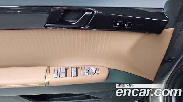 Hyundai Grandeur 2023 — photo 16