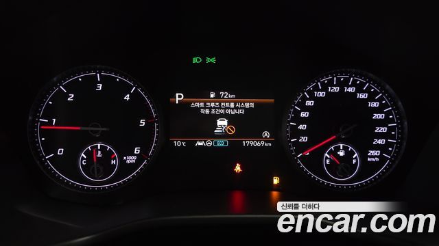 Hyundai Santafe 2021 — photo 11