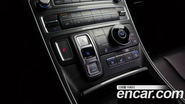 Hyundai Santafe 2021 — photo 12