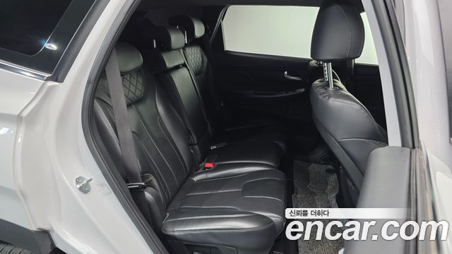 Hyundai Santafe 2021 — photo 18