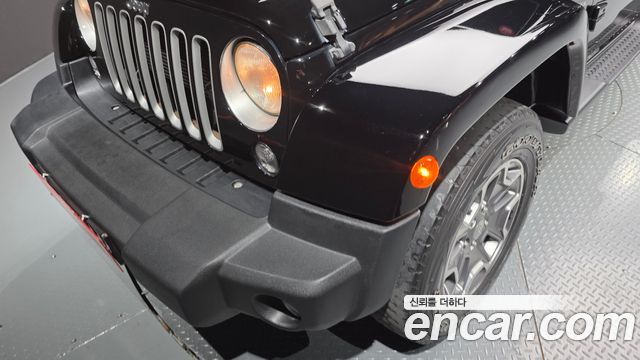 Jeep Wrangler 2017 — photo 8