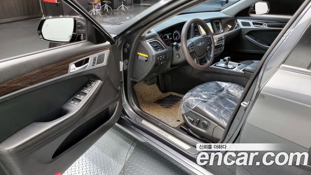 Genesis G80 2018 — photo 10