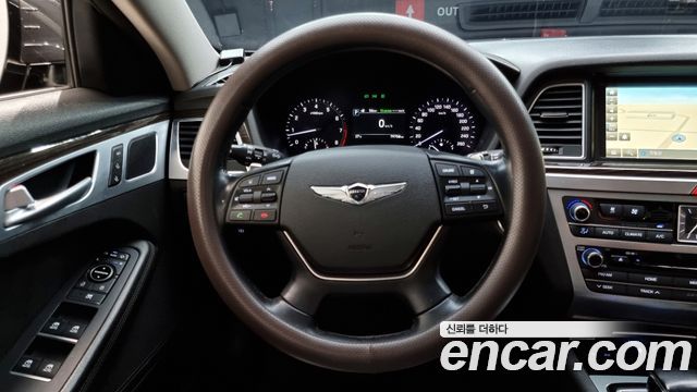 Genesis G80 2018 — photo 12