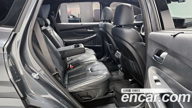 Hyundai Santafe 2021 — photo 11