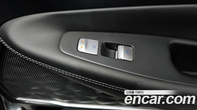 Hyundai Santafe 2021 — photo 18