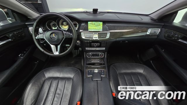 Mercedes-Benz CLS-Class 2012 — photo 7