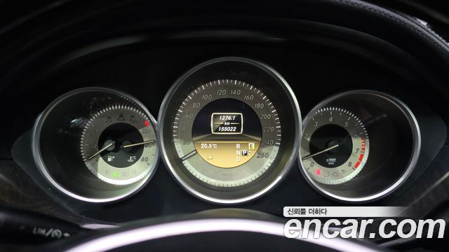 Mercedes-Benz CLS-Class 2012 — photo 8