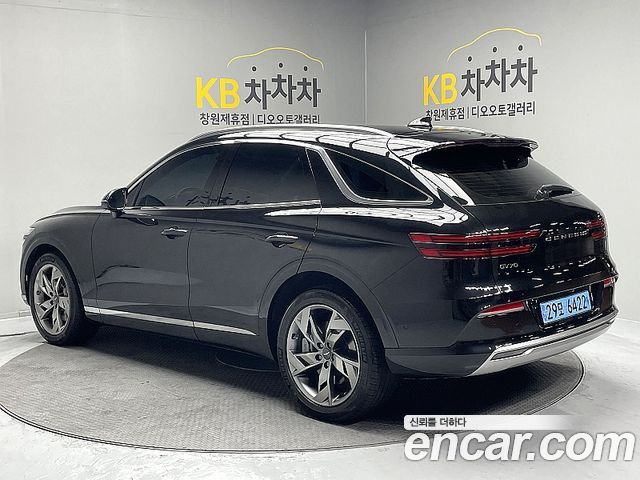 Genesis GV70 2022 — photo 2