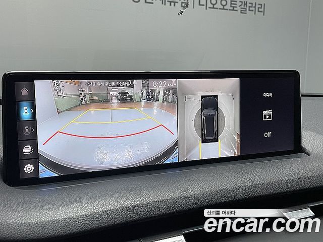 Genesis GV70 2022 — photo 14