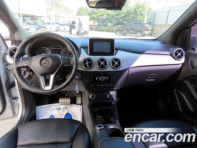 Mercedes-Benz B-Class 2013 — photo 7