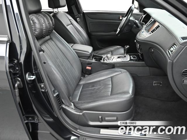 Hyundai Genesis 2012 — photo 10