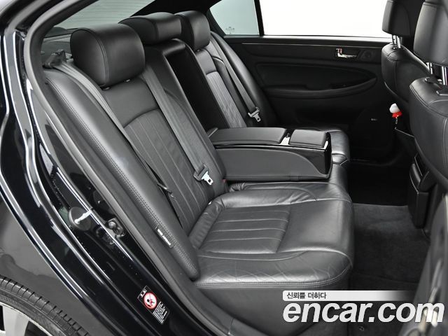 Hyundai Genesis 2012 — photo 12