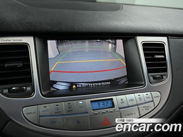 Hyundai Genesis 2012 — photo 15
