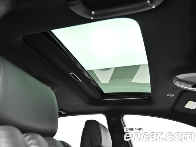 Hyundai Genesis 2012 — photo 18