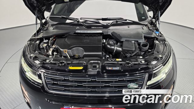 Land Rover Range Rover Evoque 2024 — photo 6