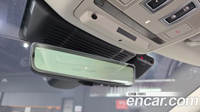 Land Rover Range Rover Evoque 2024 — photo 35