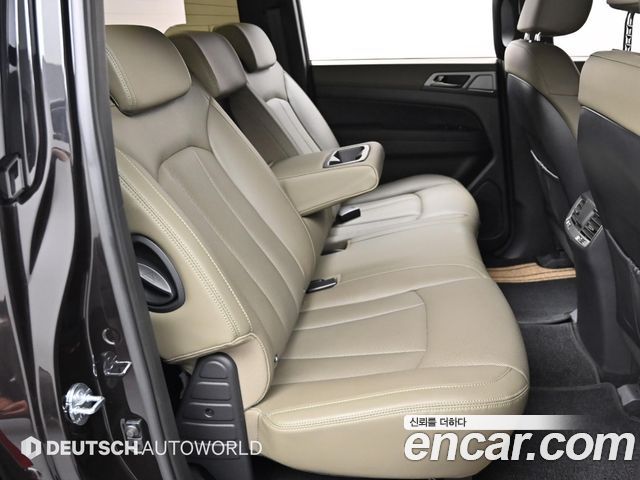 KG Mobility Musso 2025 — photo 12