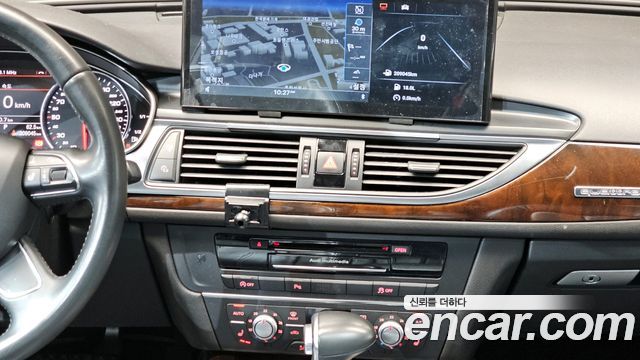 Audi A6 2015 — photo 14