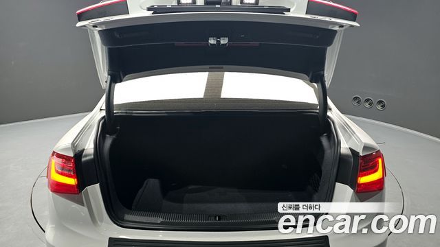 Audi A6 2015 — photo 20