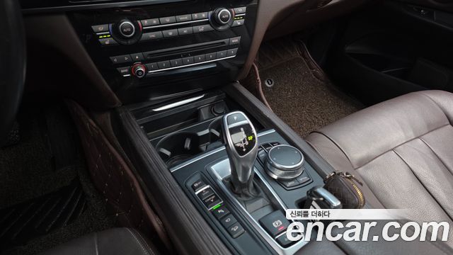 BMW X5 2017 — photo 9