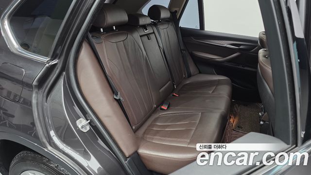 BMW X5 2017 — photo 11