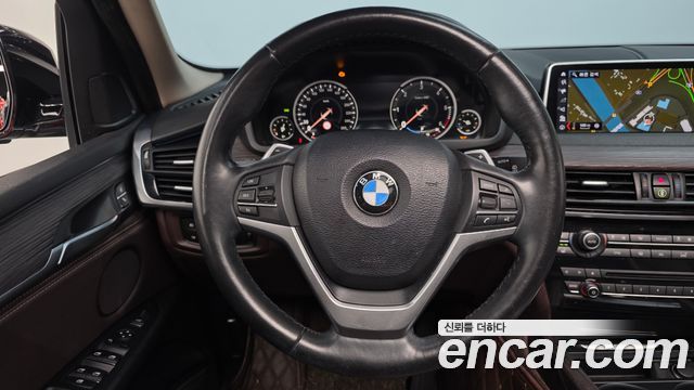 BMW X5 2017 — photo 15