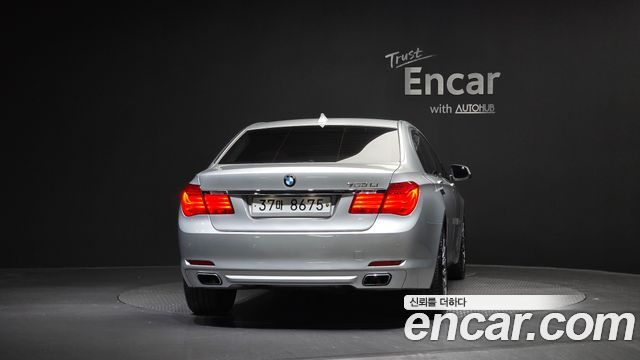 BMW 7-Series 2012 — photo 4