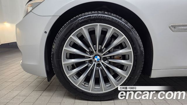 BMW 7-Series 2012 — photo 5