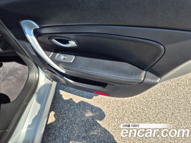 Renault Korea SM5  2013 — photo 17