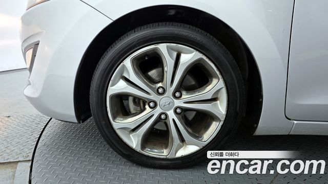 Hyundai i30 2012 — photo 5