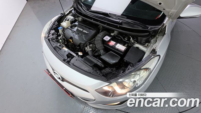 Hyundai i30 2012 — photo 6