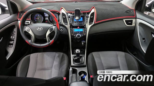 Hyundai i30 2012 — photo 7
