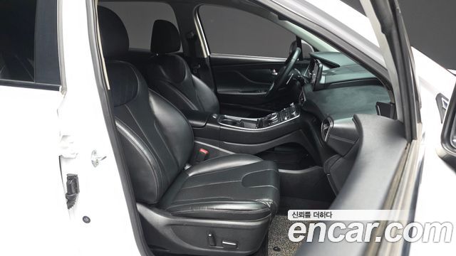 Hyundai Santafe 2021 — photo 11