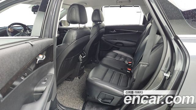 Kia Sorento 2015 — photo 11