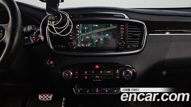 Kia Sorento 2015 — photo 13