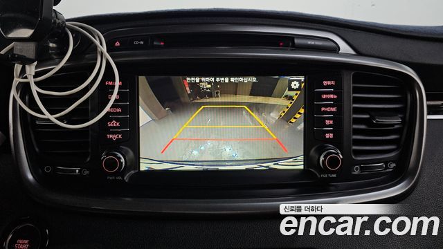 Kia Sorento 2015 — photo 14