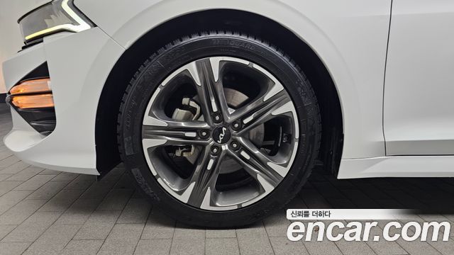 Kia K5 2022 — photo 5