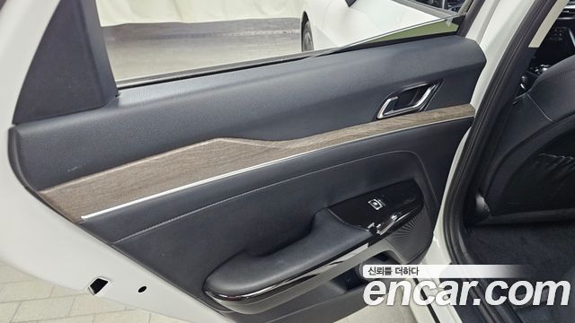 Kia K5 2022 — photo 15