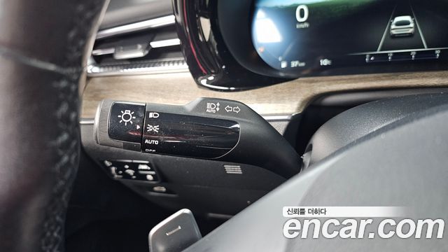 Kia K5 2022 — photo 29