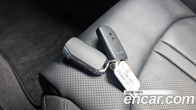 Kia K5 2022 — photo 30