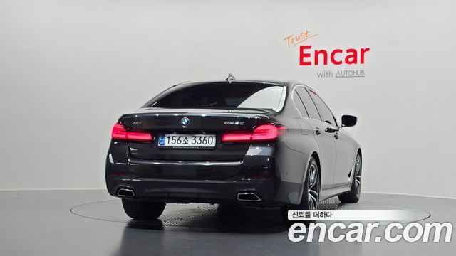 BMW 5-Series 2021 — photo 4