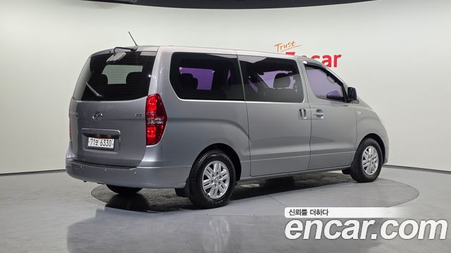 Hyundai Starex 2016 — photo 2