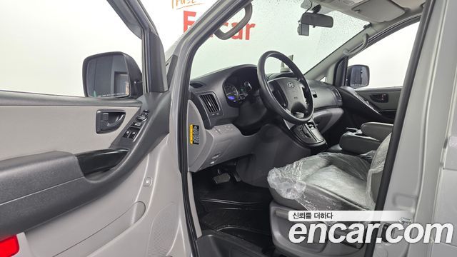 Hyundai Starex 2016 — photo 13