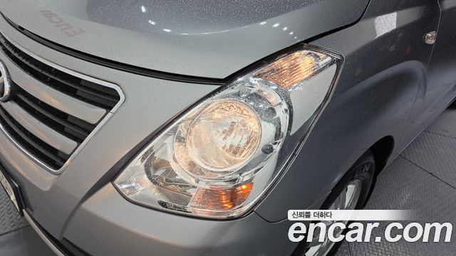 Hyundai Starex 2016 — photo 8
