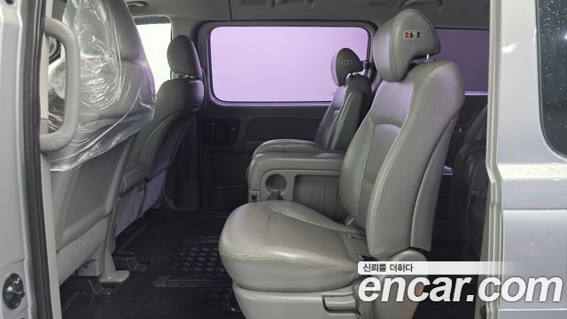 Hyundai Starex 2016 — photo 16