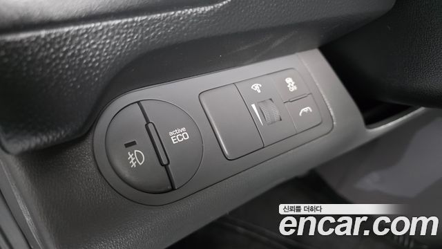 Hyundai Starex 2016 — photo 27